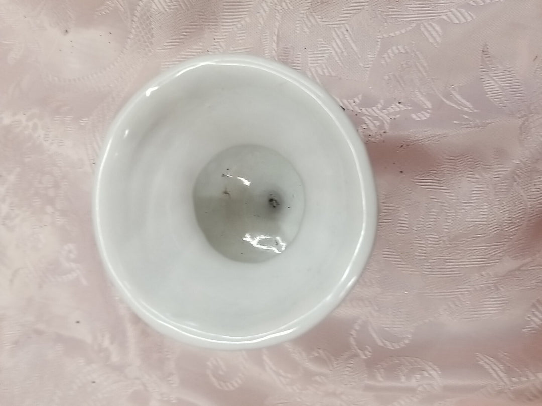Mackenzie Childs Small  Thistle Vase - White Ceramic - Excellent 5” Tall