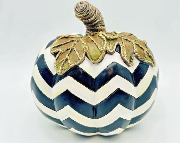 New Mackenzie Childs Pumpkin Chevron Black & White 6” Retired