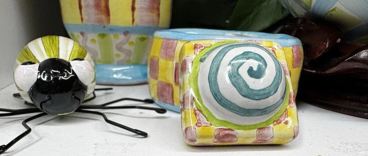 Mackenzie Childs 1.5” Wallcourt Spencer 1.5” Knob Pulls With Hardware