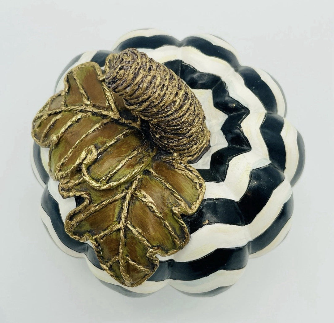 New Mackenzie Childs Pumpkin Chevron Black & White 6” Retired