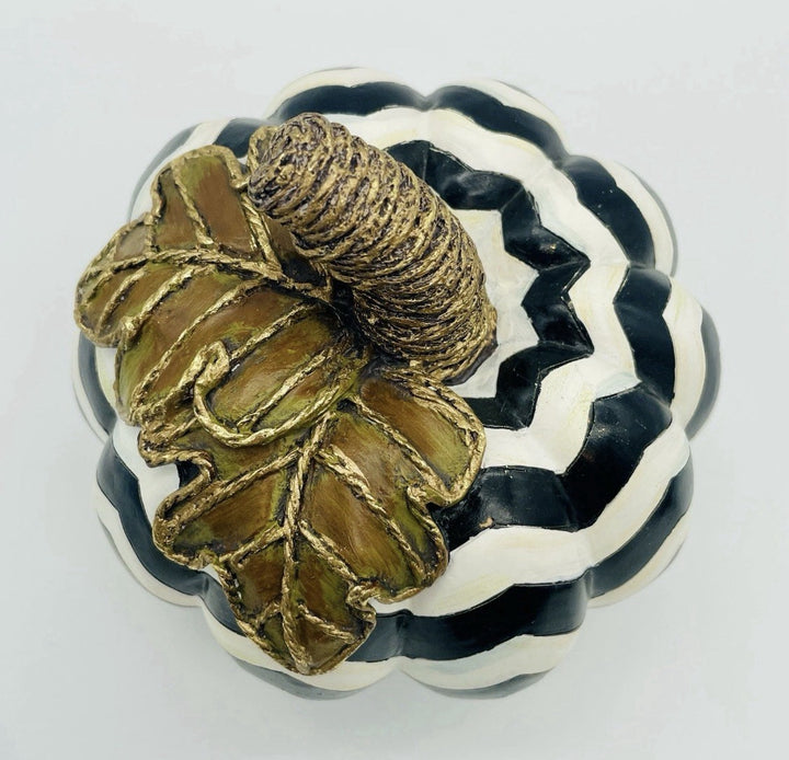 New Mackenzie Childs Pumpkin Chevron Black & White 6” Retired