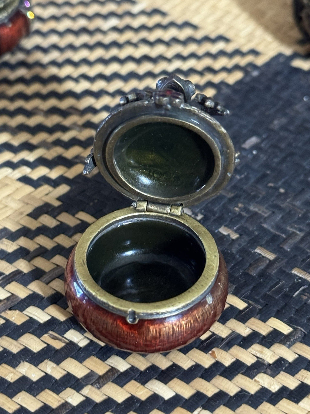 Vintage SWAROVSKI Crystal Jeweled Rhinestone FROG Trinket Box, JAY STRONGWATER