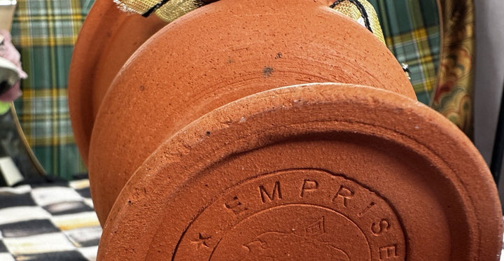 Mackenzie Childs TERRA COTA Victoria & RICHARD Emprise New 5”