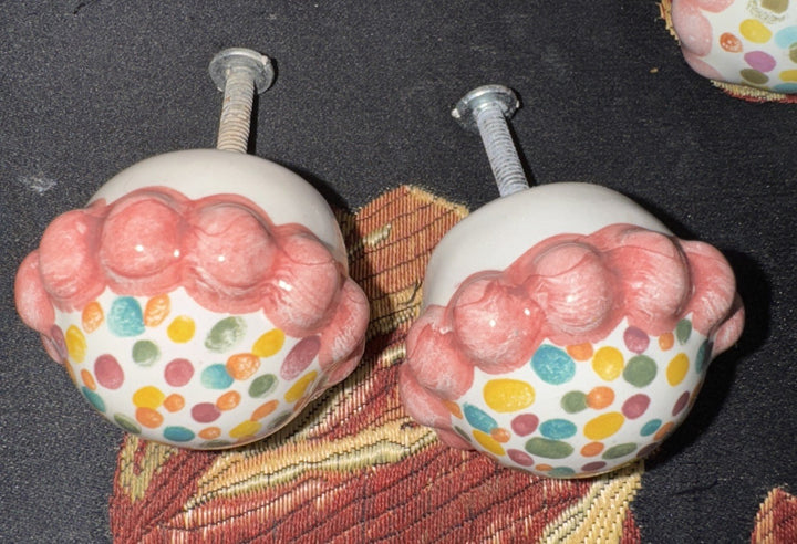 Mackenzie Childs Majolica 1.5 ”  Dot Pink Set Of 2 Knobs Pulls +Hardware