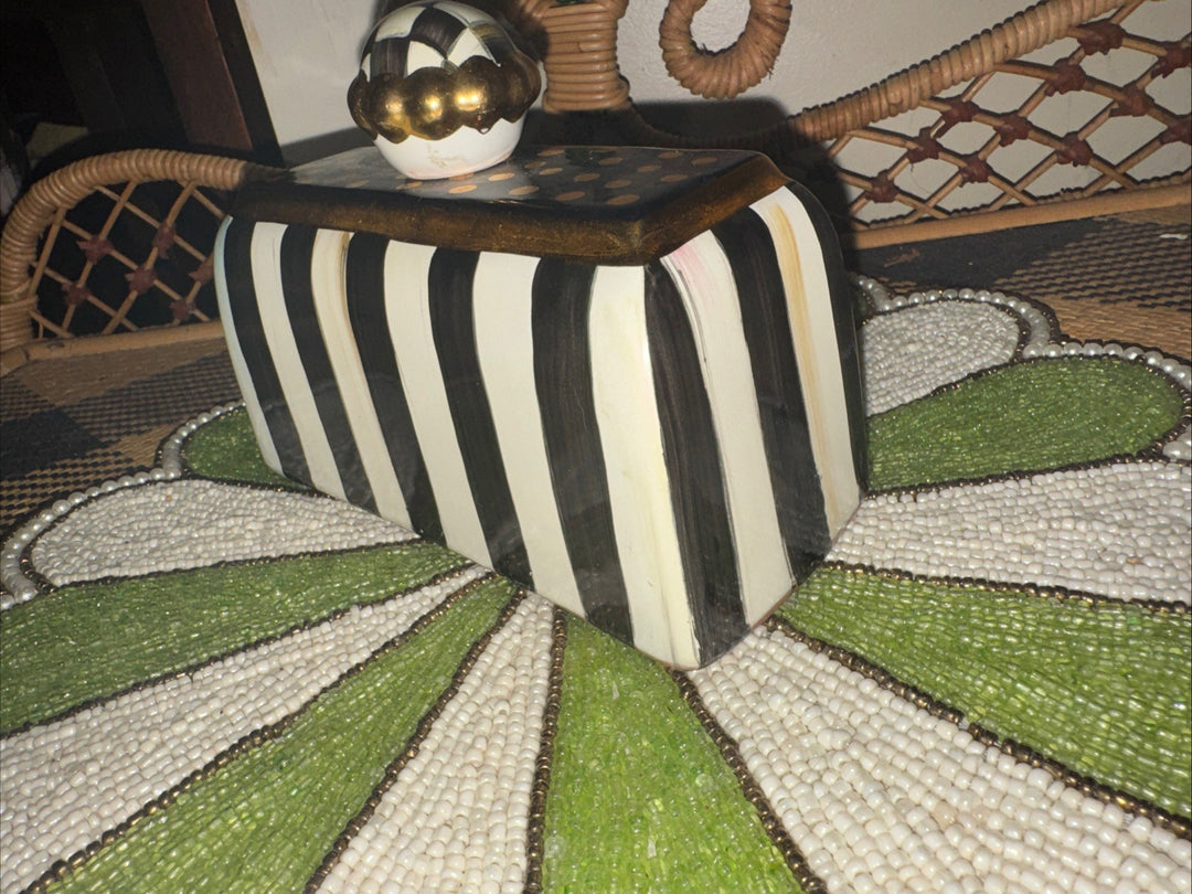 MACKENZIE CHILDS COURTLY CHECK CERAMIC BUTTERHOUSE Lid Only