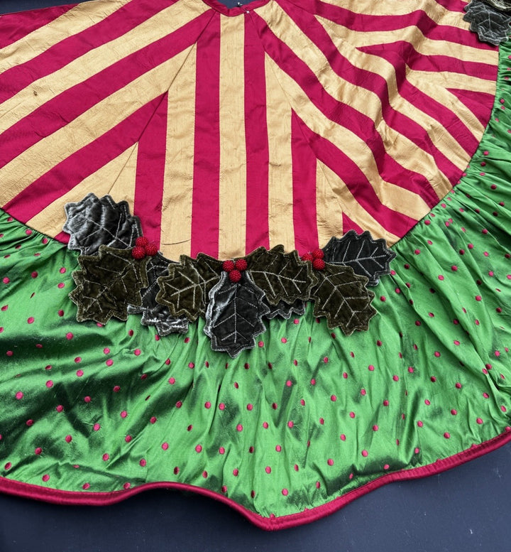 MacKENZIE CHILDS  Jester VELVET Holly Berry  And Silk TREE SKIRT 54”- Vintage