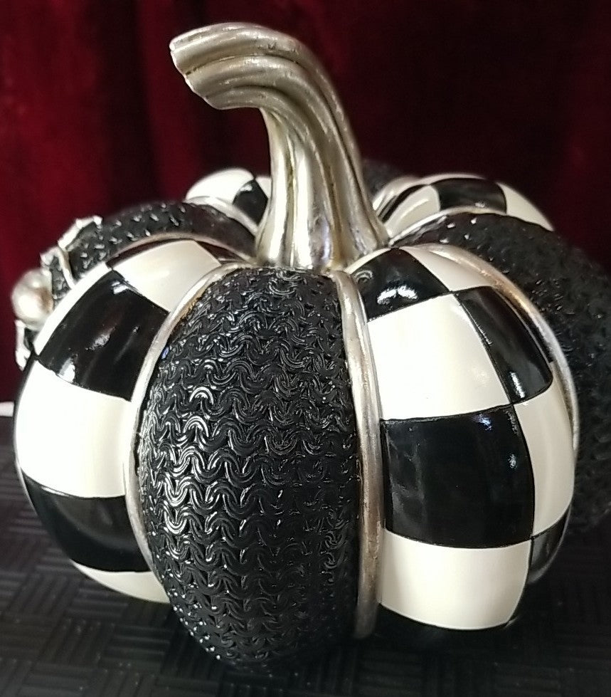 Mackenzie Childs SPELLBOUND SPIDER  Courtly Check PUMPKIN 7” New In Box