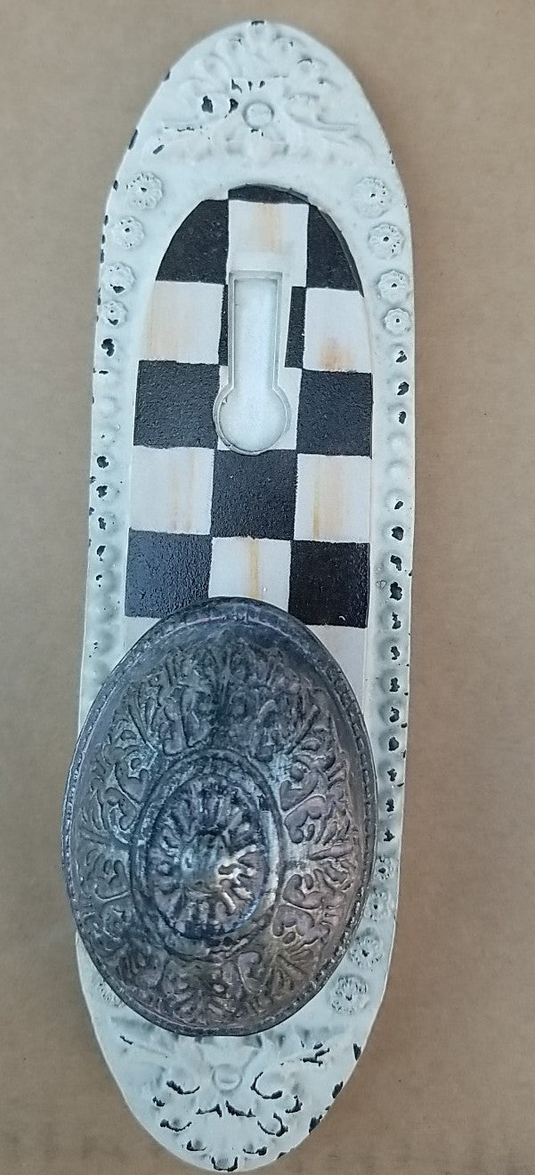 Mackenzie Childs Courtly Check Door Knob Hooks-set Of 3