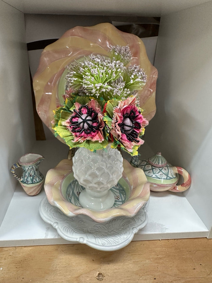 Mackenzie Childs Small  Thistle Vase - White Ceramic - Excellent 5” Tall