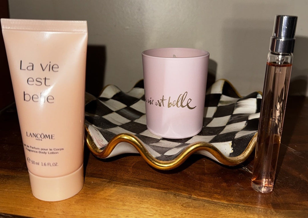 Lancôme  La Vie L'Eau de Parfum  Spray 0.3oz & Body Lotion. 1.69oz.  & Candle