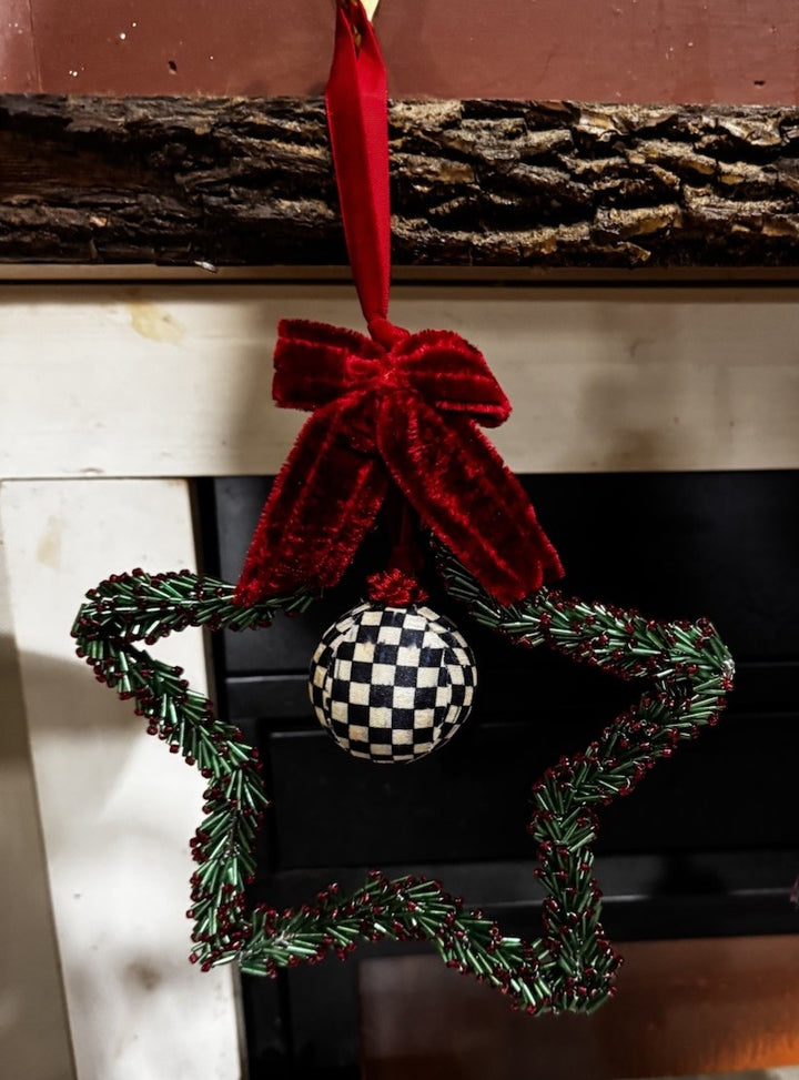 MacKenzie Childs Star Wreath With Courtly Check Ornament 8” Red Bow