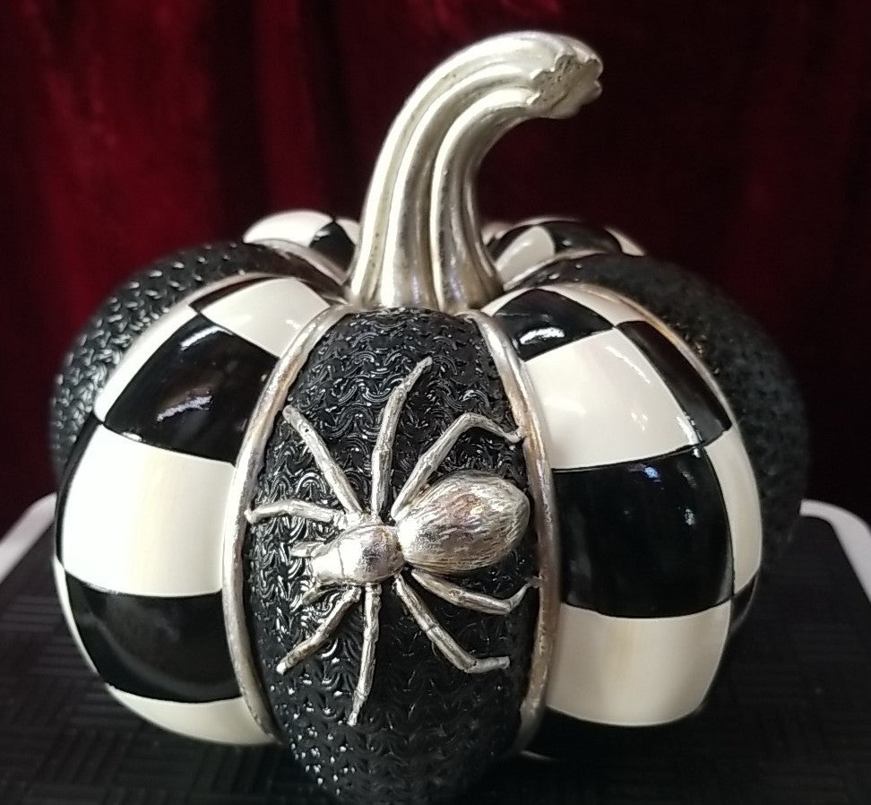 Mackenzie Childs SPELLBOUND SPIDER  Courtly Check PUMPKIN 7” New In Box