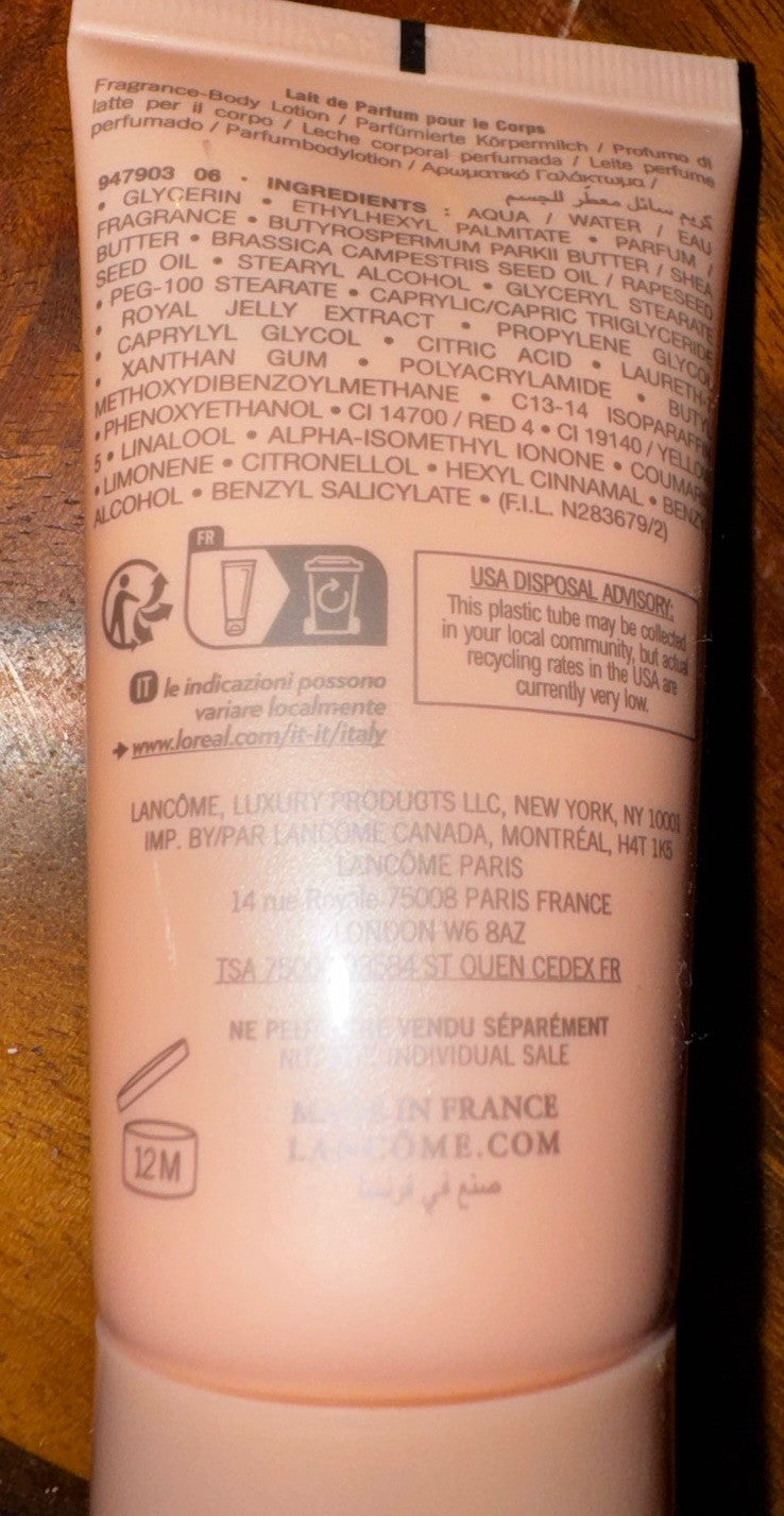 Lancôme  La Vie L'Eau de Parfum  Spray 0.3oz & Body Lotion. 1.69oz.  & Candle