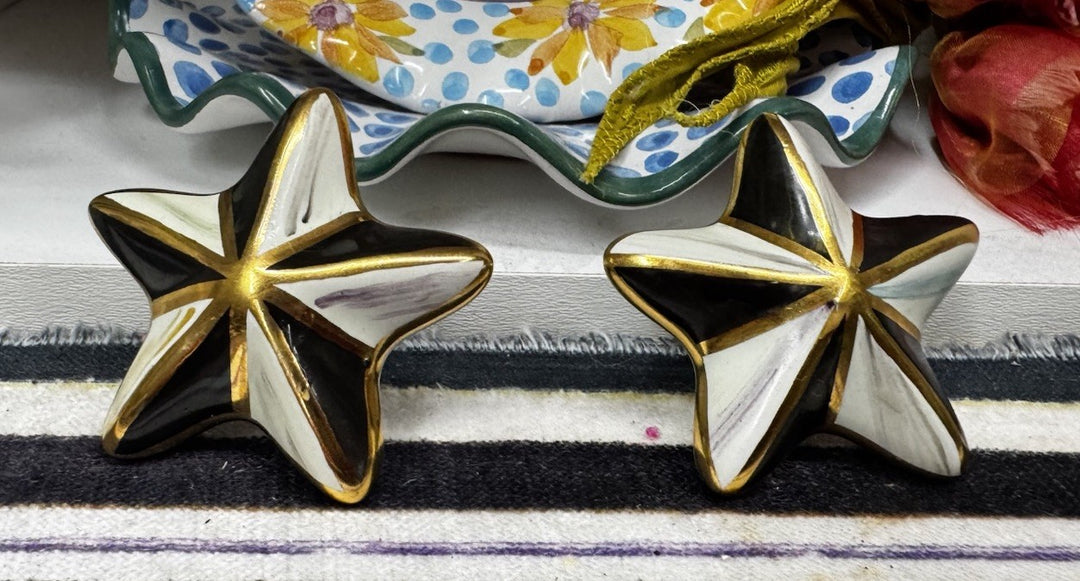 MacKenzie Childs  One Star  Courtly   Flower Knob 2.”Ceramic Retired