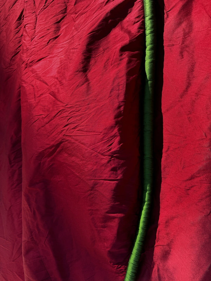 RETIRED Mackenzie Childs Hollies Berry  90" Round TABLECLOTH/UNDERSKIRT- Silk