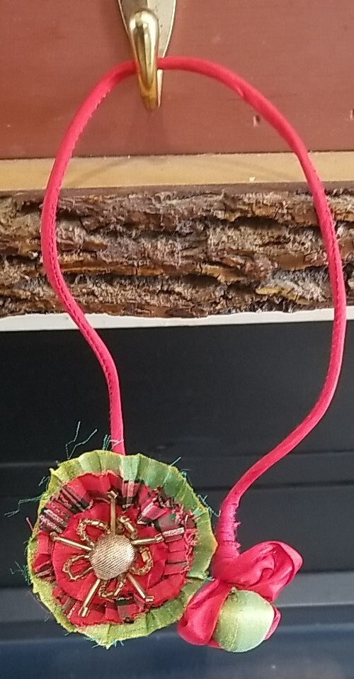 Mackenzie childs Tartan  Napkin ring Set Of 2. Wired 12" Retired