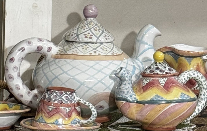 Mackenzie Childs Ceramic Taylor Heather Teapot- Retired 1990