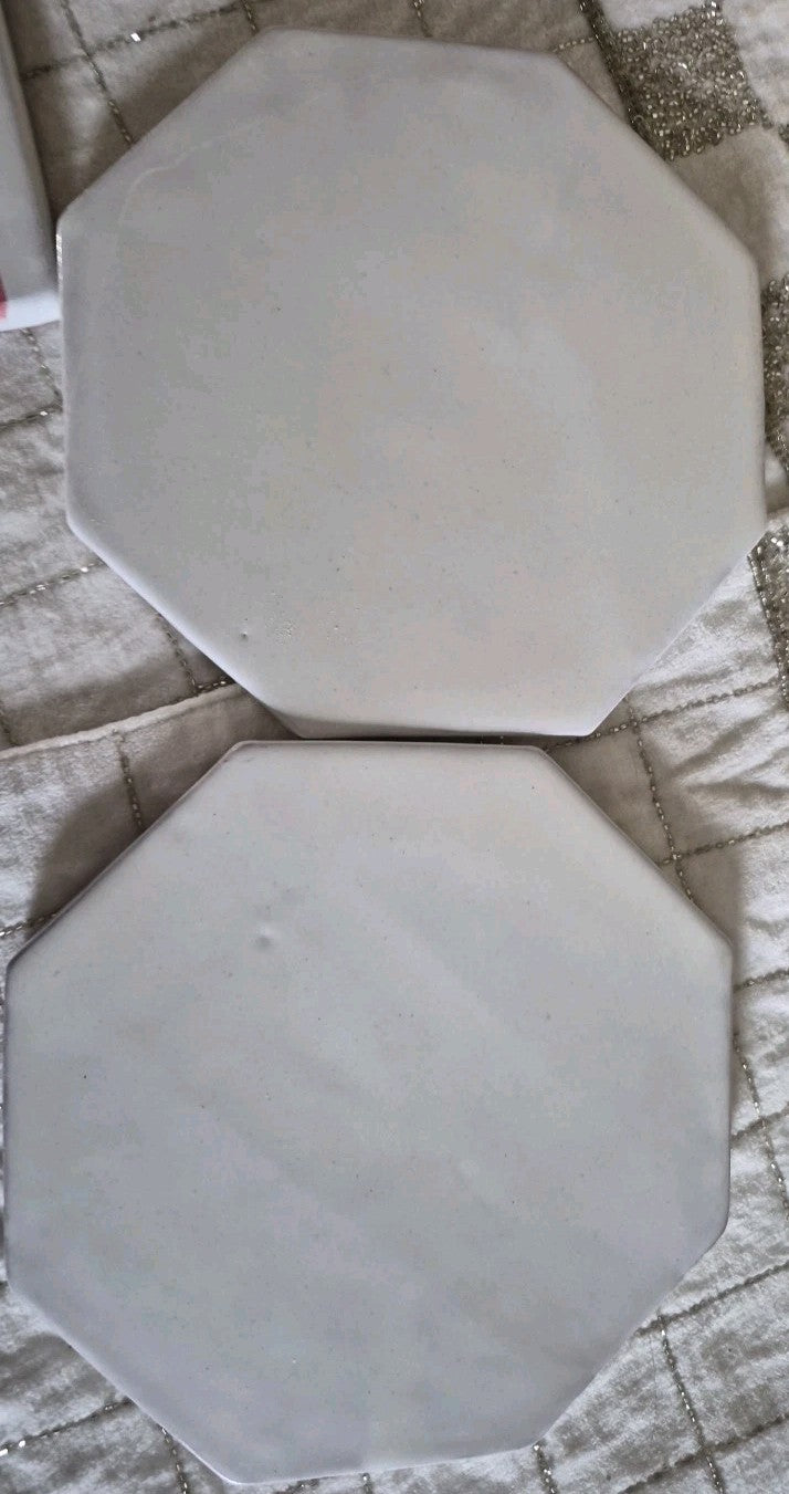 One VTG MacKenzie-Childs White Bistro Octagonal Ceramic  Tile Trivet Retired