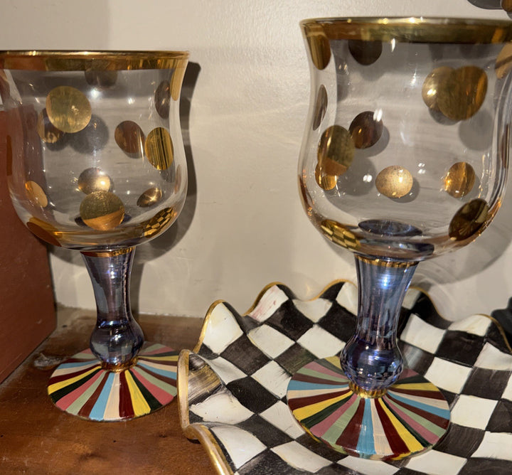 One Mackenzie Childs fox Trot Foxtrot Wine Glass Retired Pattern Excellent