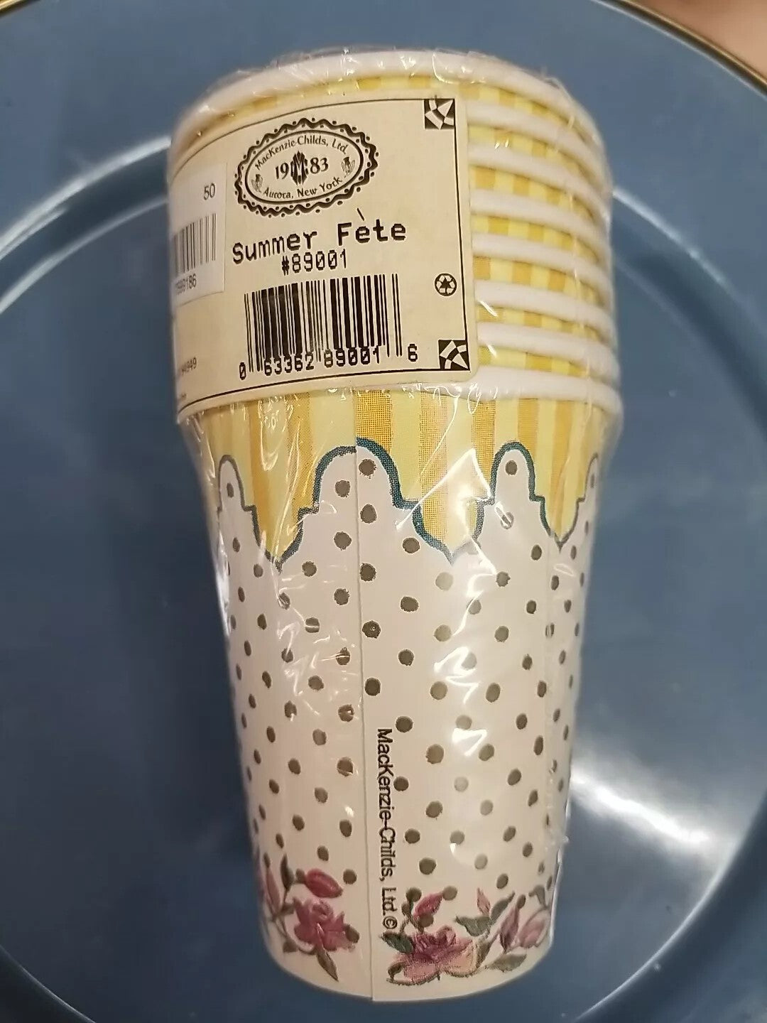 MacKenzie Childs Summer Fete Paper Cups.  8 Cups 9oz-sealed Retired