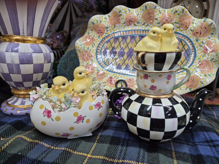 Mackenzie Courtyly Chickatee Teapot Childs Chicks-new