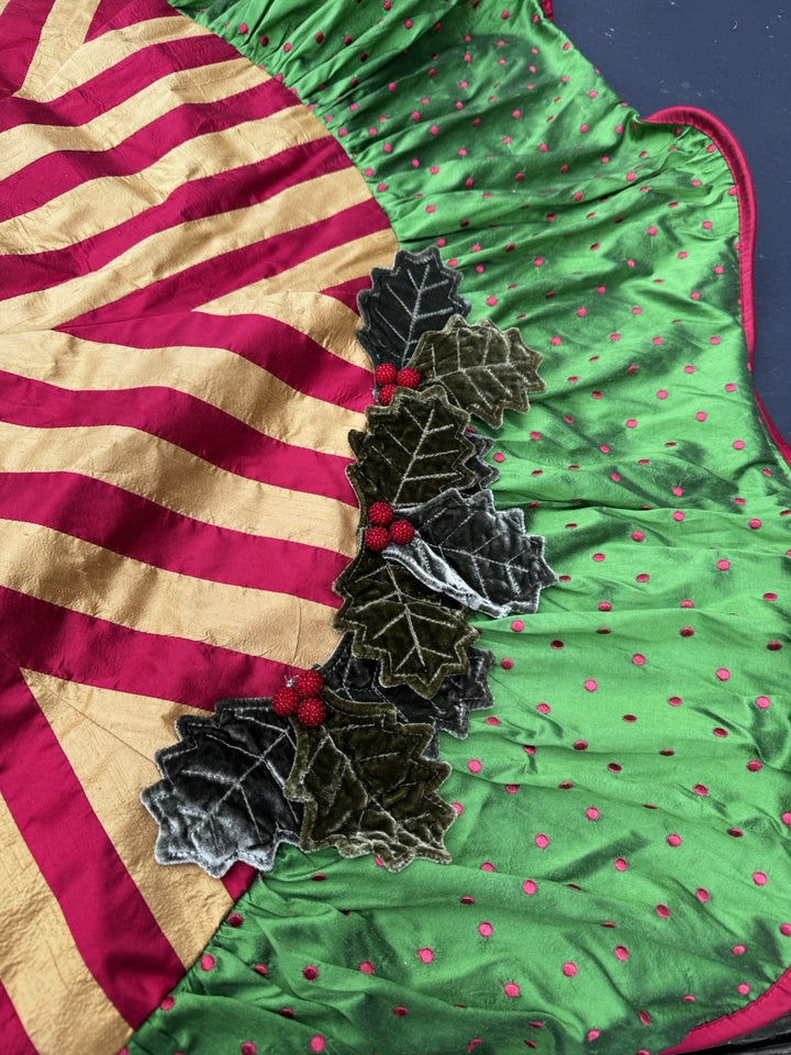 MacKENZIE CHILDS  Jester VELVET Holly Berry  And Silk TREE SKIRT 54”- Vintage