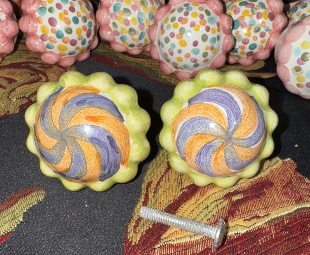 Mackenzie Childs Majolica 1.5 ”  Swoop Multicolor Set Of 2 Knobs Pulls +Hardware