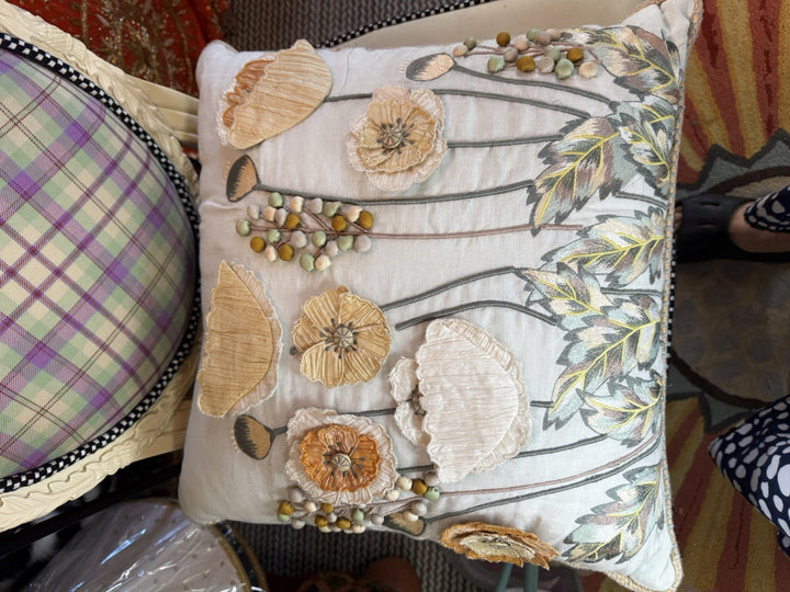 MACKENZIE-CHILDS Parchment 18”x18” Linen And Silk  POPPY FIELD PILLOW- Great