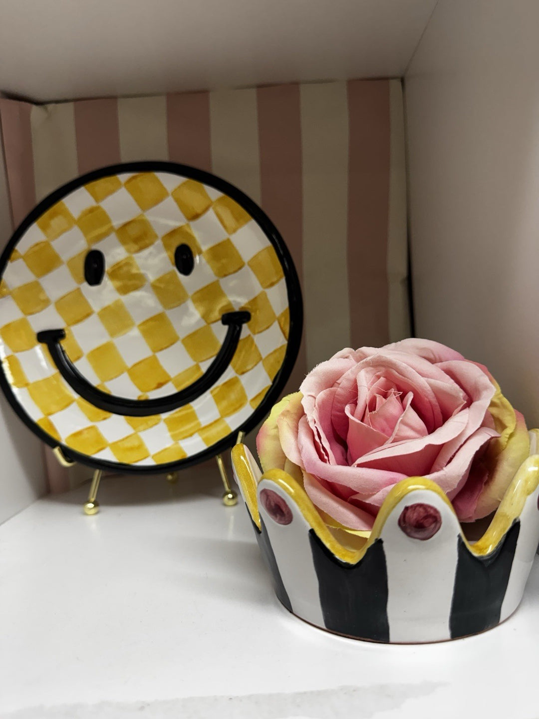MACKENZIE CHILDS 8” Smiley Face Plate Made In Aurora - Never Released Limited