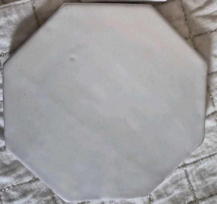 One VTG MacKenzie-Childs White Bistro Octagonal Ceramic  Tile Trivet Retired