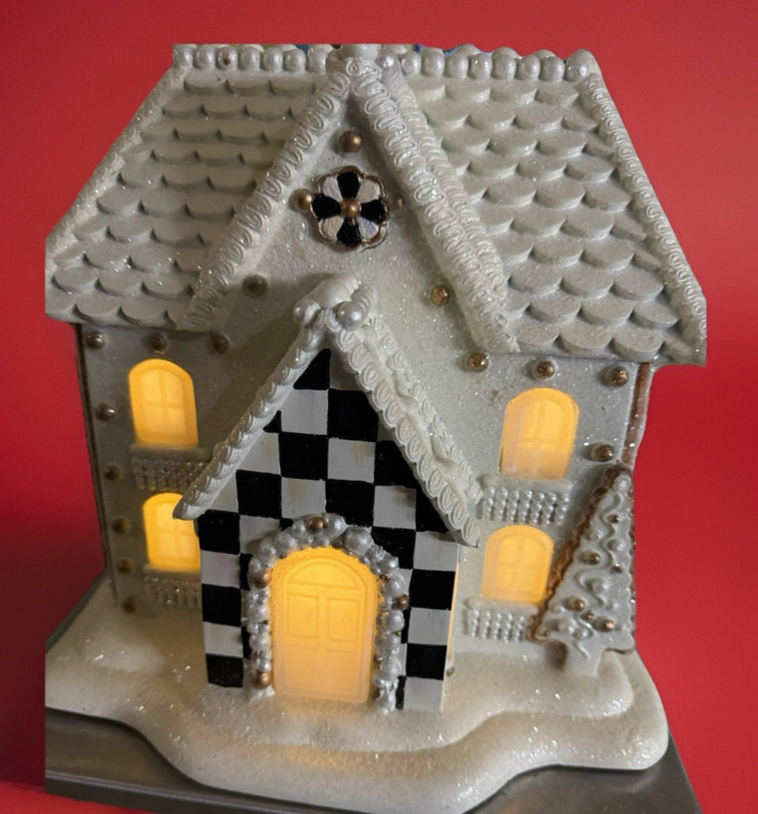 MACKENZIE CHILDS Gingerbread Illuminated House Holiday- Retired
