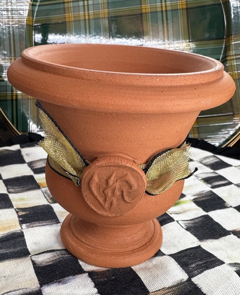Mackenzie Child  Victoria & RICHARD Emprise New 5”footed Planter