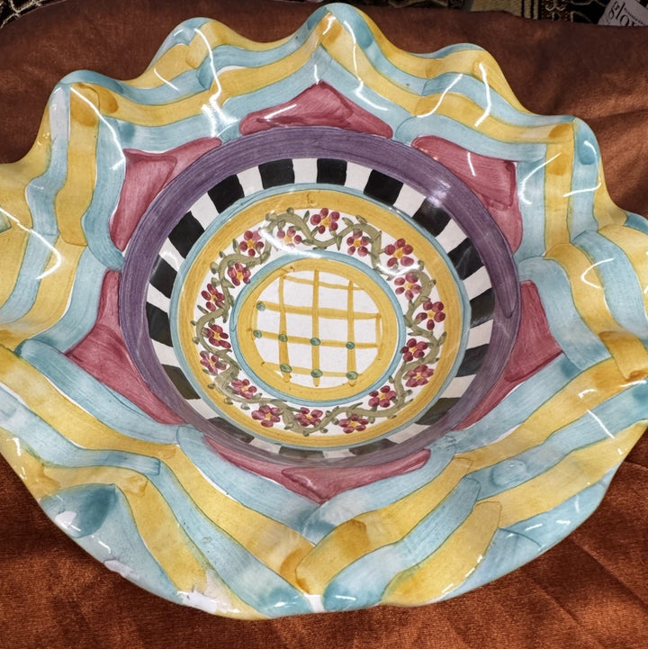 Mackenzie Childs Taylor Hitchcock Fields Fluted Breakfast bowl 8.5” Ceramic