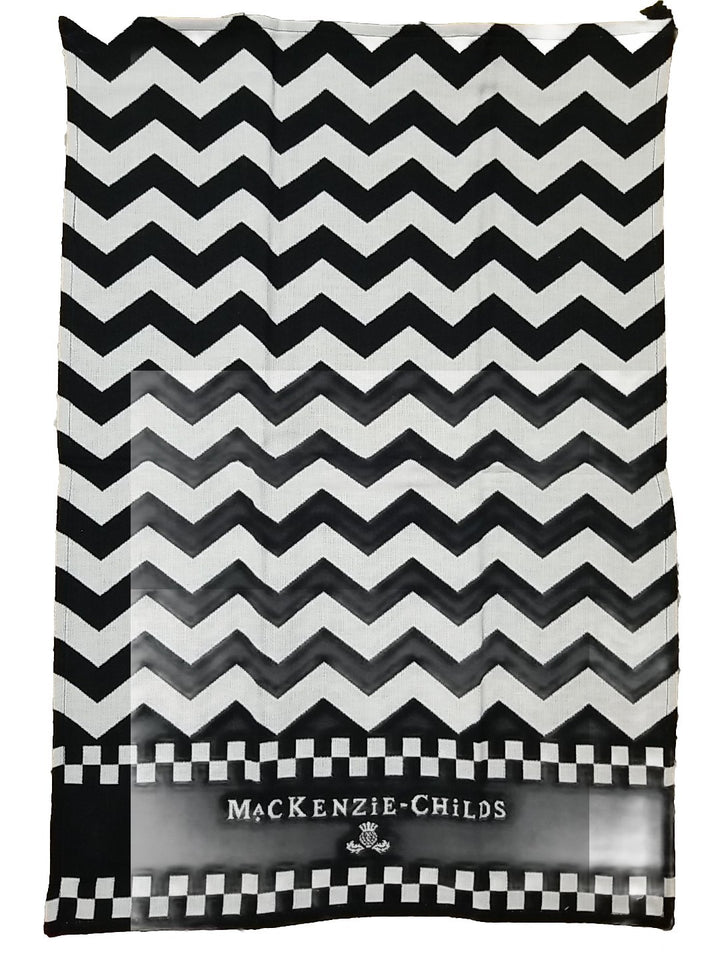 MACKENZiE-CHiLDS BLACK & WHITE Zig ZAG DISH TOWEL – NEW