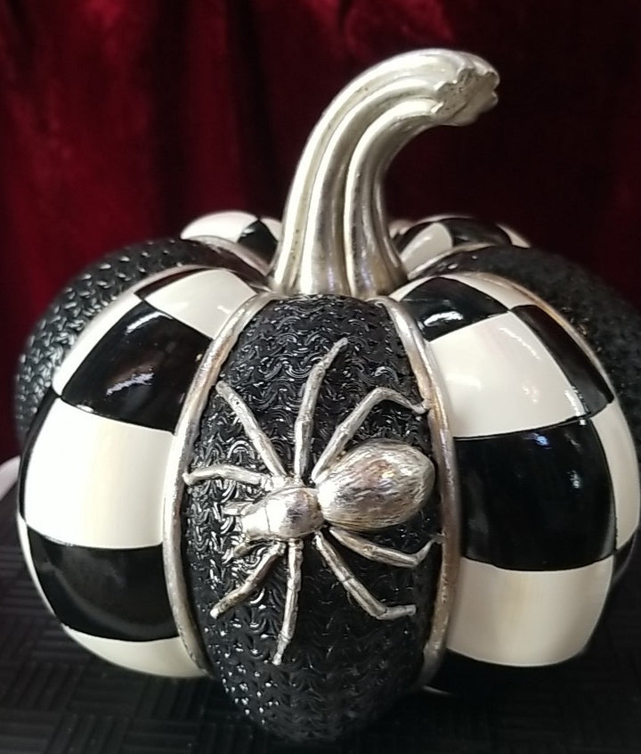 Mackenzie Childs SPELLBOUND SPIDER  Courtly Check PUMPKIN 7” New In Box