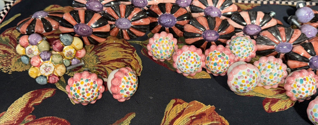 Mackenzie Childs Majolica 1.5 ”  Dot Pink Set Of 2 Knobs Pulls +Hardware
