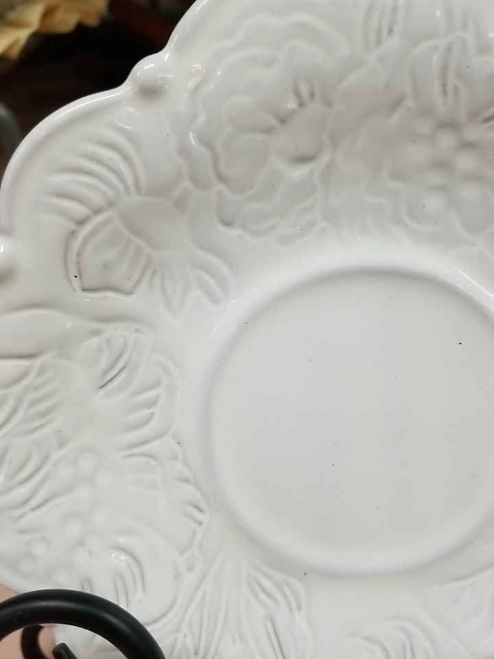 Mackenzie Childs SweetBriar Saucer Ceramic 6" White-retired