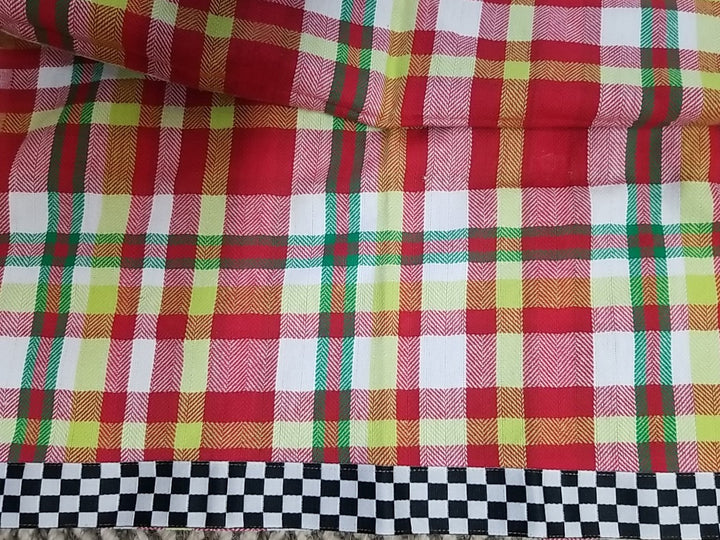 MacKenzie-Childs Jolly Woven Tartan Towel - Courtly Check Edge New