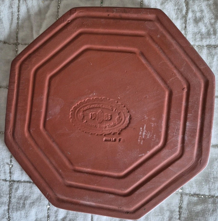 One VTG MacKenzie-Childs White Bistro Octagonal Ceramic  Tile Trivet Retired