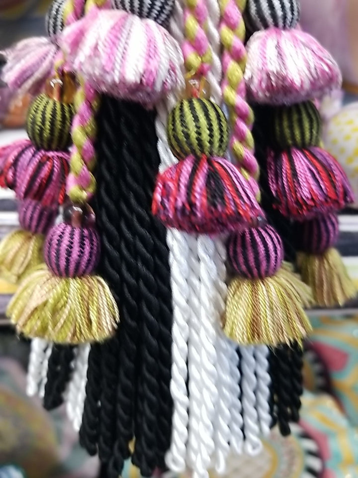 MacKenzie Childs Botanica Ceramic Tassel-new