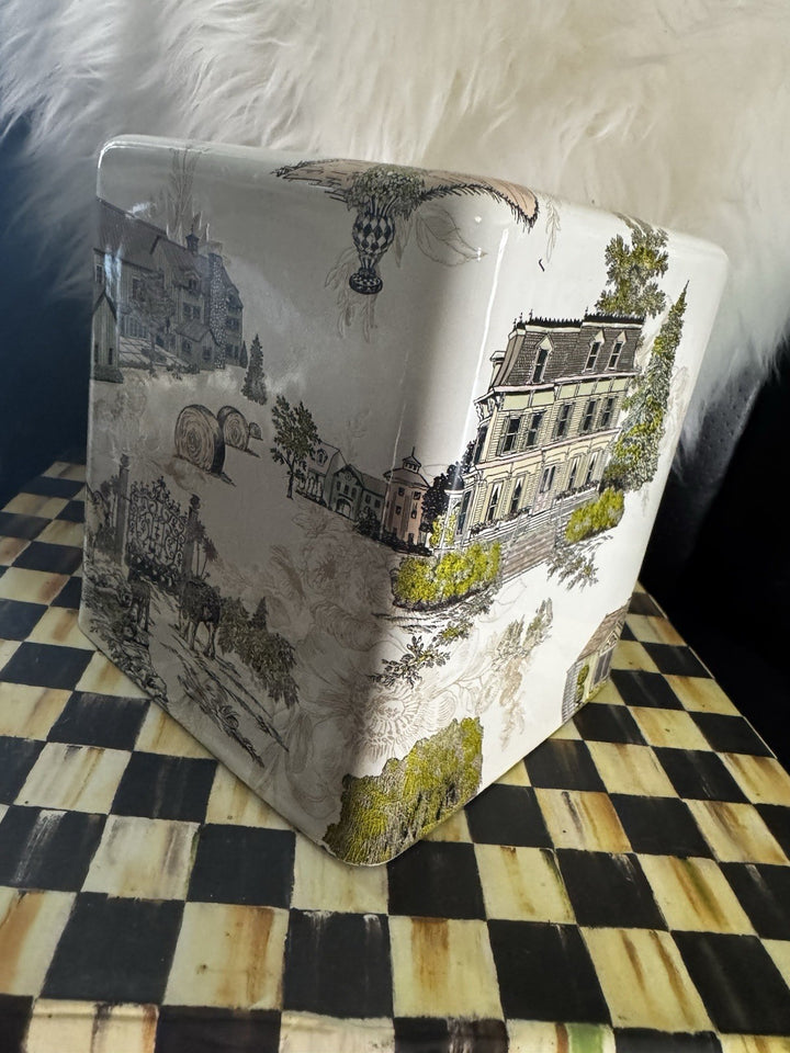 MacKenzie-Childs Aurora Farmhouse Retired  Enamel Boutique Tissue Box Cover