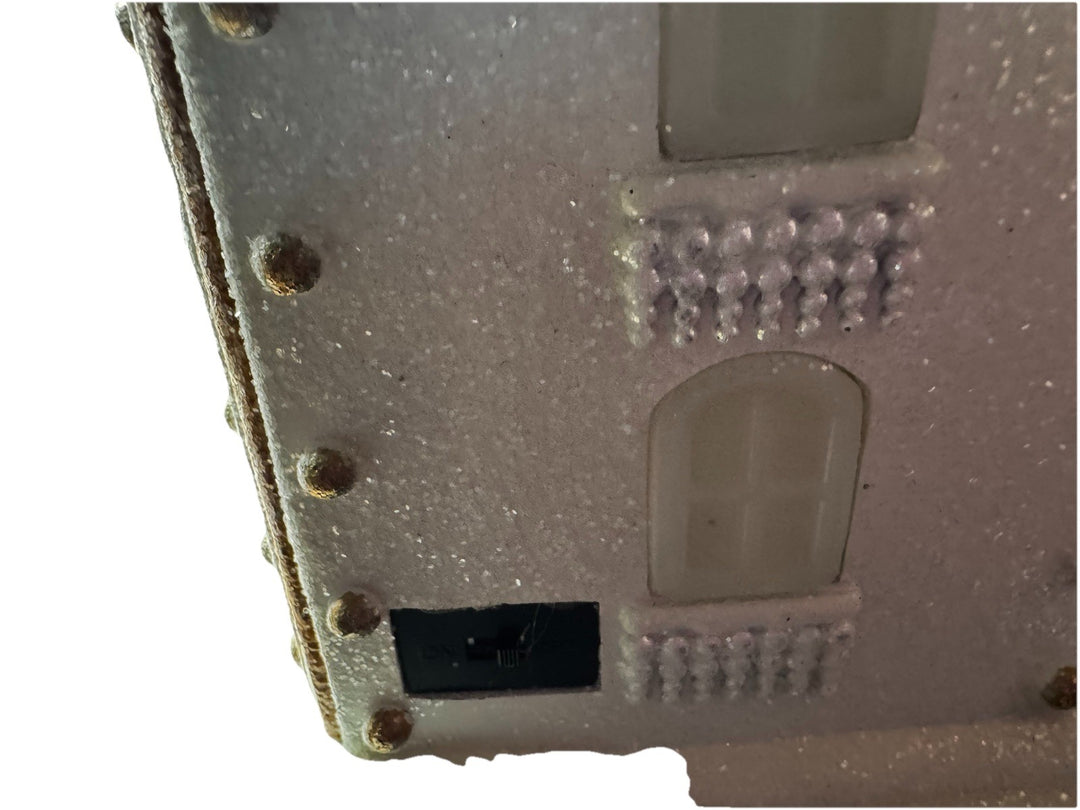 MACKENZIE CHILDS Gingerbread Illuminated House Holiday- Retired