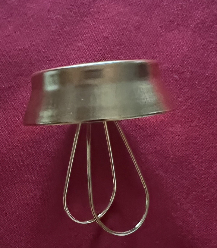 Mackenzie Childs follower clip for vintage paper lampshades