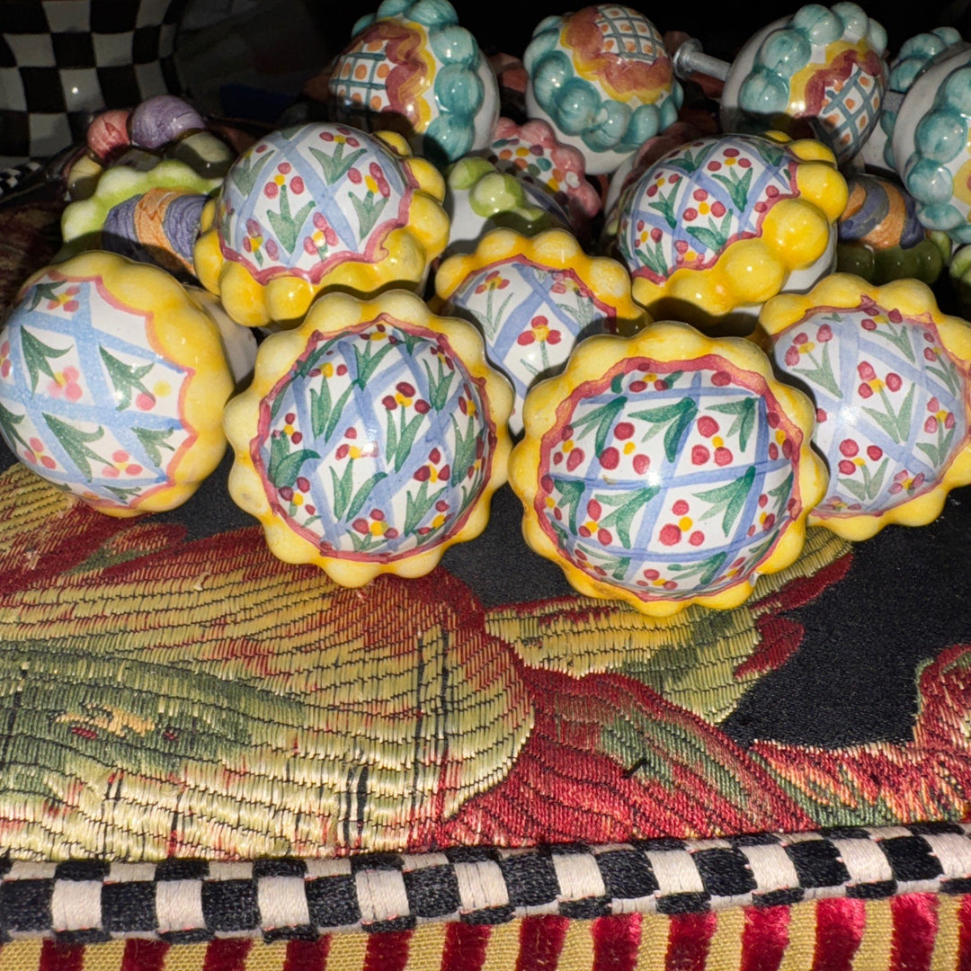 Mackenzie Childs Majolica 1.5 ”  Flowers Multicolor Set 2 Knobs Pulls +Hardware