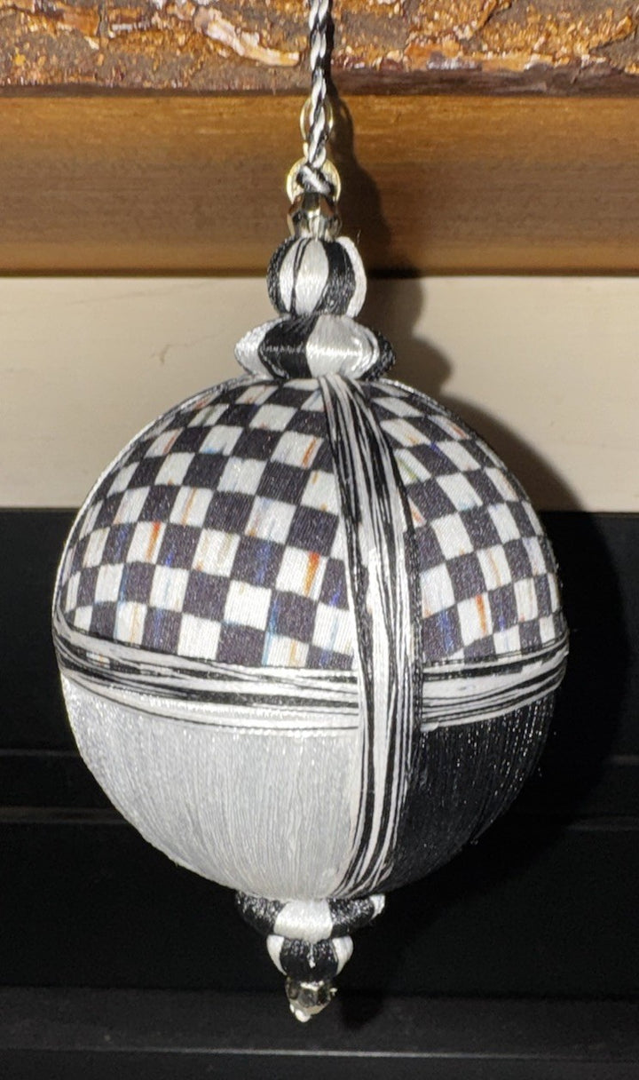 Mackenzie Childs COURTLY CHECK  BALL Fabric Covered ORNAMENT- New 4”x4”-set Of 2