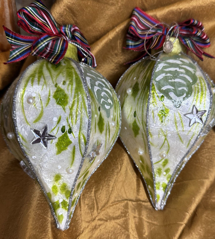 Mackenzie Childs Spruce Capiz Ornaments  Green-1    New No Box