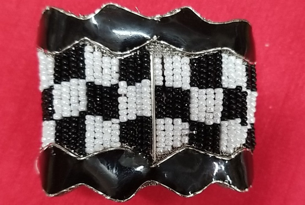 Mackenzie Childs Beaded Check Multicolor   NAPKIN RINGS Retired Set of 4 New