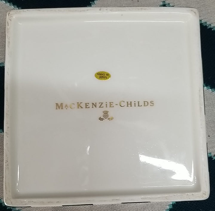 MACKENZIE CHILDS  Cocktail Napkin Holder In Courtly Check- Base