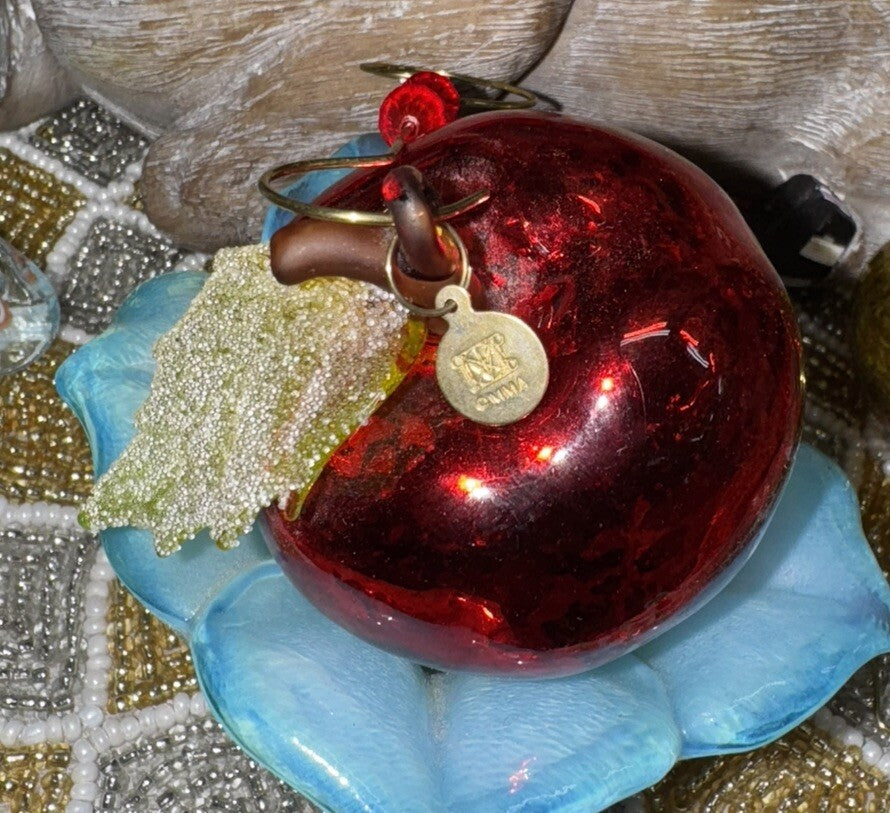Vintage MMA Metropolitan Museum Of Art Christmas Ornament Hand Blown Glass Apple