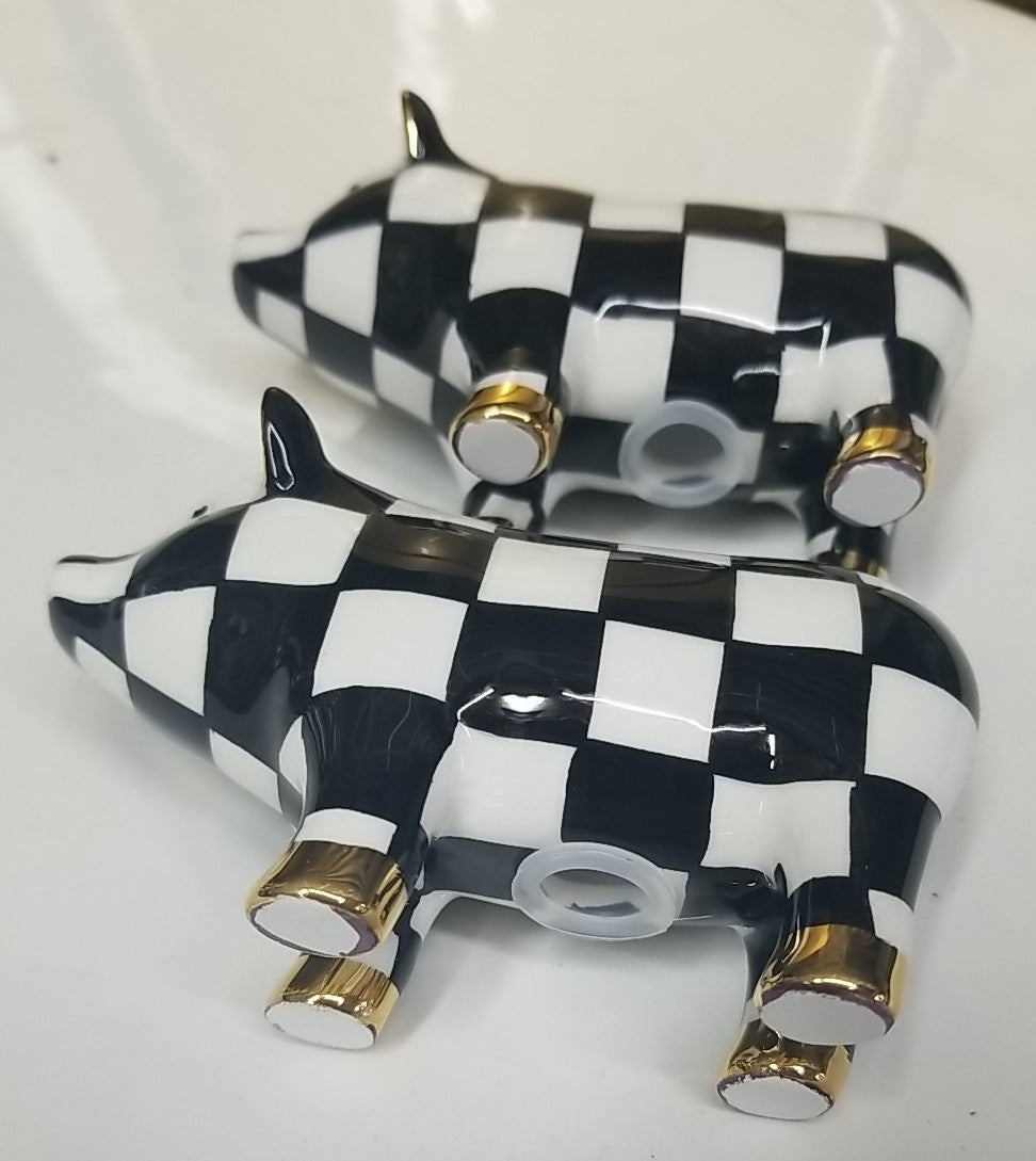 MACKENZIE-CHILDS Courtly Check PIG SALT AND PEPPER Shaker SET NEW in BOX